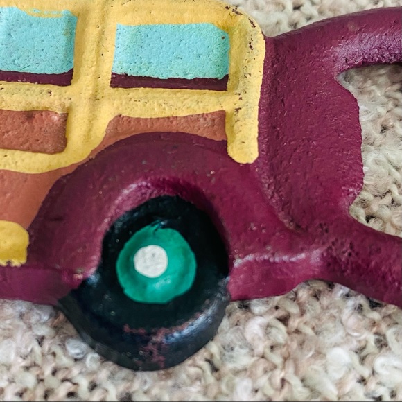 Bottle opener, hand painted, old car/truck/wagon - Picture 6 of 12